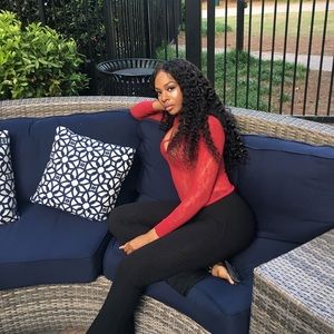 Meet your Posher, Desi